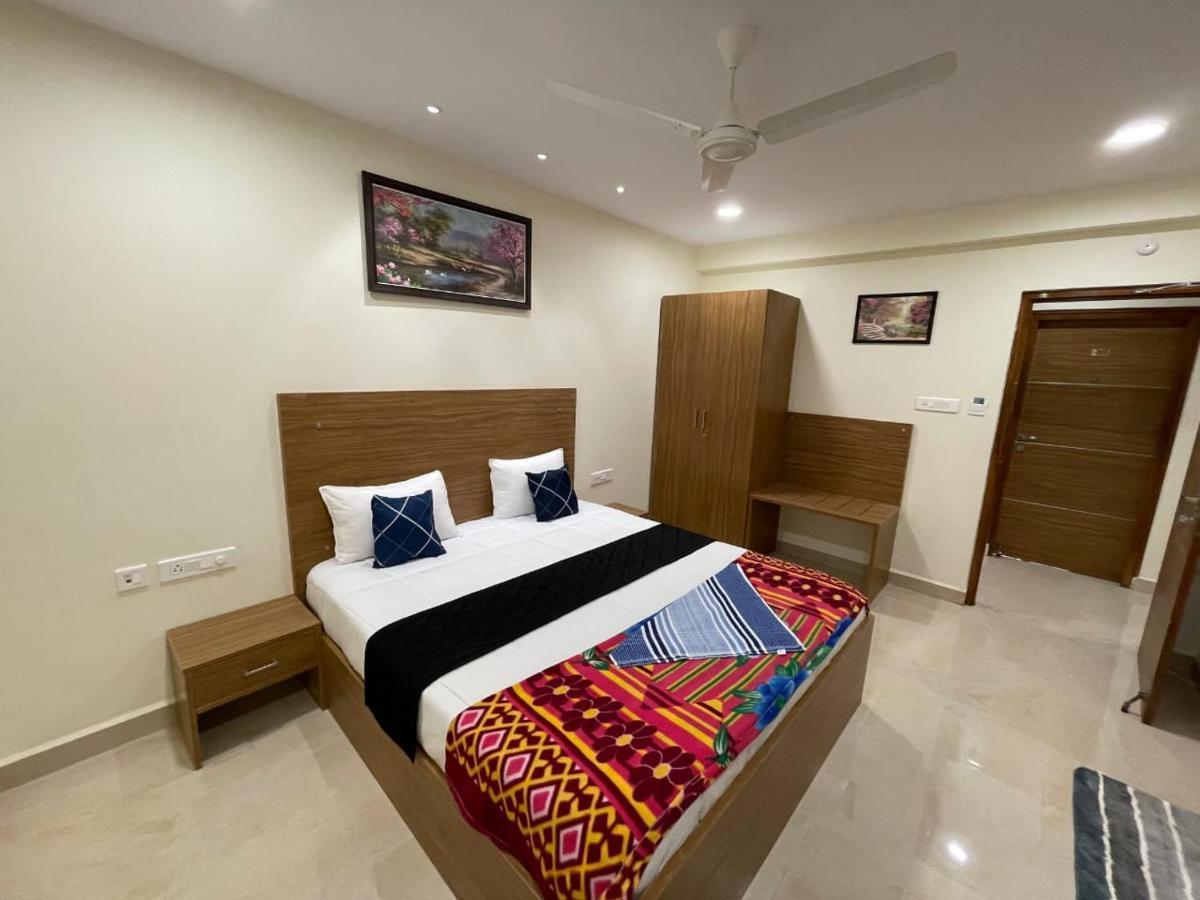 Hotel Srilakshmitulasiresidency Tirupati Exterior foto